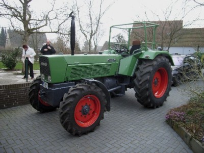 Fendt%20Favorite%20610%20S%20klein[1].jpg